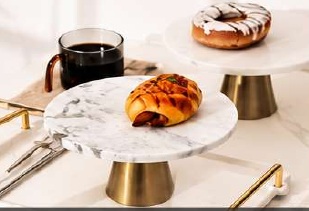 Marble cake stands